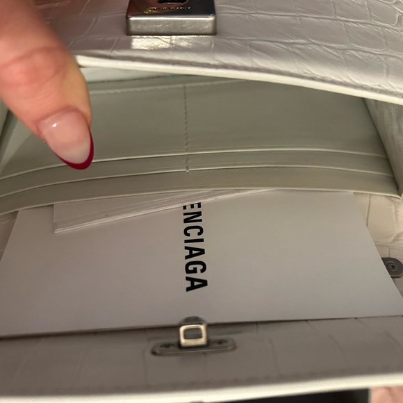 BALENCIAGA White crossbody bag (can be a shoulder bag) - Picture 3 of 7